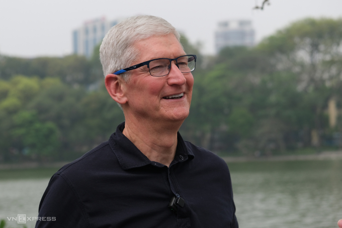 Sáng 15/4, CEO Tim Cook của Apple đã có mặt tại Hà Nội.Ảnh: Tuấn Hồng