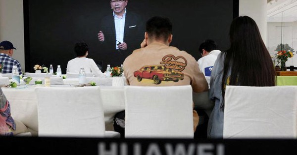 Richard Yu từ chức CEO mảng kinh doanh tiêu dùng của Huawei