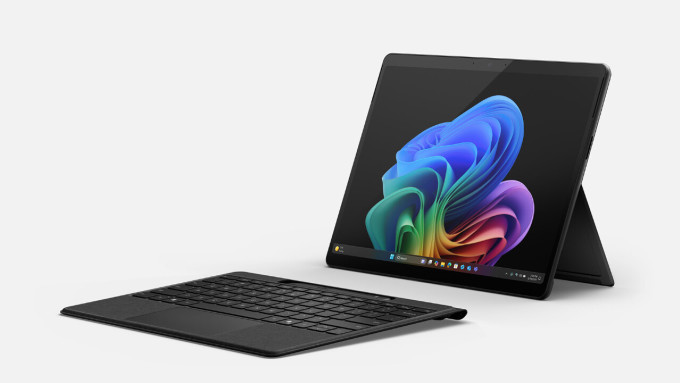 Copilot Plus Surface Pro.Ảnh: Microsoft