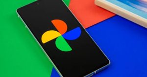 Google Photos sẽ sớm kích hoạt tính năng cải tiến video chỉ bằng một nút bấm