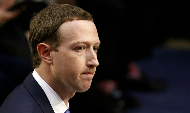 Cảm giác làm việc dưới “Con mắt ác quỷ của Sauron” của Zuckerberg như thế nào