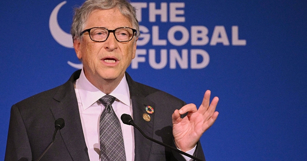 Tỷ phú Bill Gates cho rằng AI sẽ không “hủy diệt” 3 việc làm