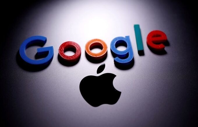 Hình ảnh logo của Google và Apple.Ảnh: Reuters