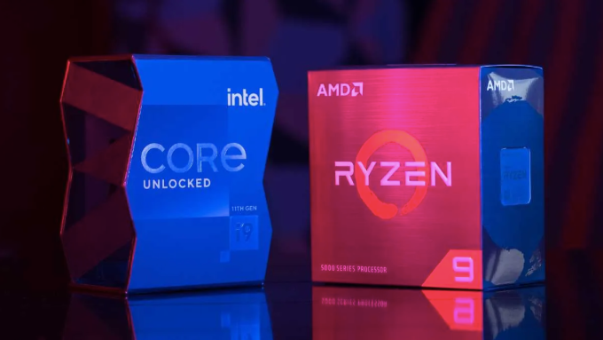 Có hai mẫu CPU Intel Core (trái) và AMD Ryzen trong hộp.Ảnh: Hiraoka