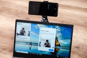 Biến smartphone cũ thành webcam máy tính