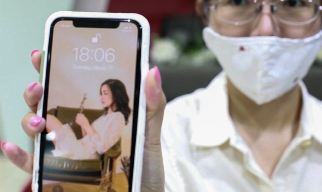 Mẹo bật iPhone khi đeo khẩu trang