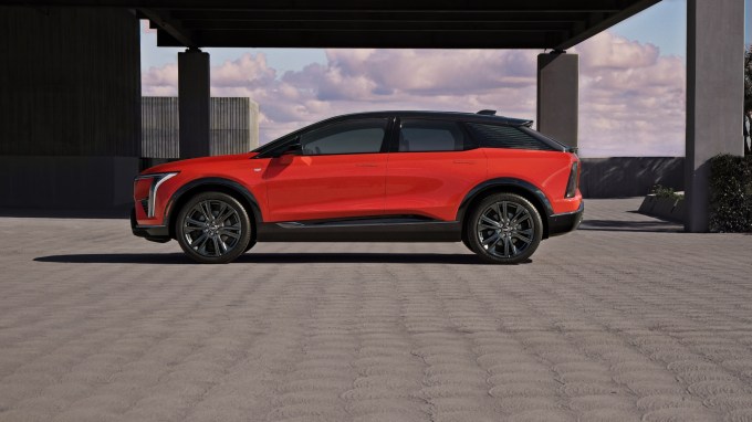 Cadillac Optiq EV có giá khởi điểm 54.000 USD và được thiết kế để thu hút giới trẻ hipster