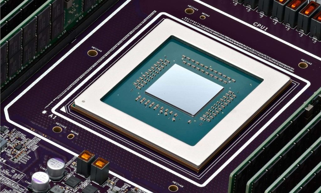 Google phát hành chip tùy chỉnh để cạnh tranh với Microsoft và Intel