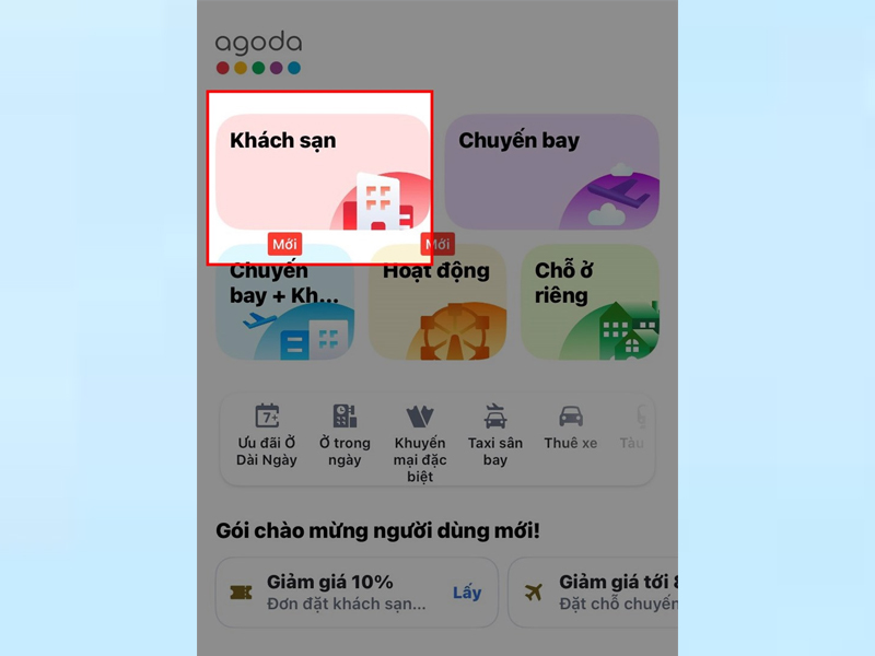 Mở ứng dụng agoda và chọn khách sạn trên trang chủ