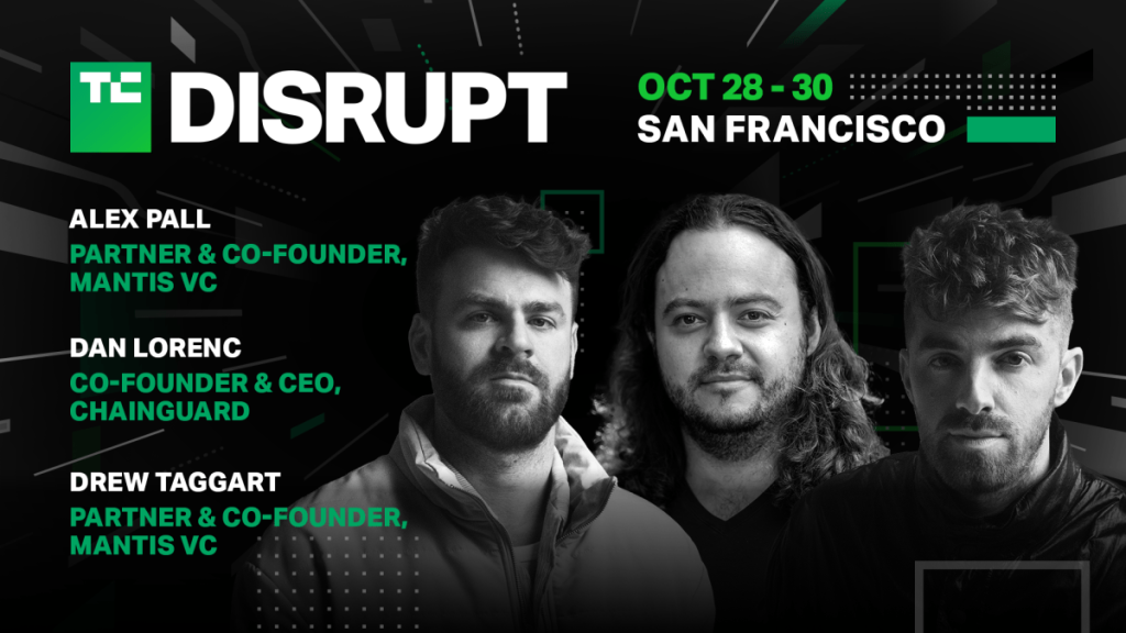 The Chainsmokers thắp sáng Disrupt 2024