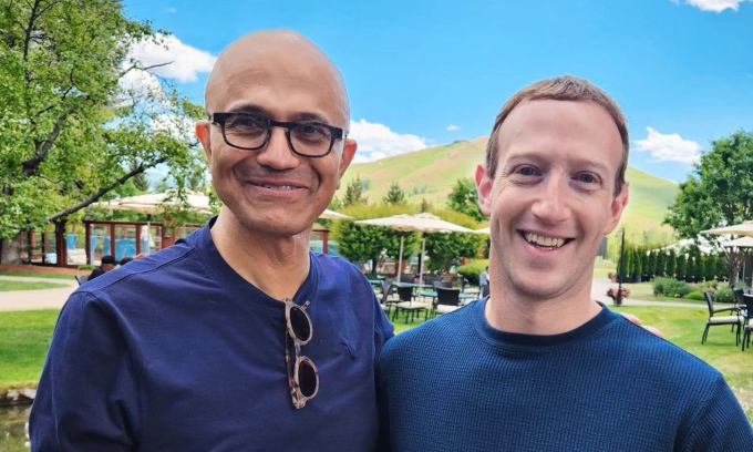 Giám đốc điều hành Microsoft Satya Nadella và Giám đốc điều hành Meta Mark Zuckerberg - những công ty đang tích cực tuyển dụng nhân tài AI. Ảnh: Zach/Instagram
