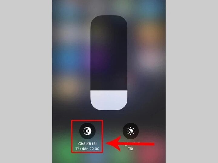 Cách bật chế độ tối iPhone nhanh chóng và dễ dàng - 2
