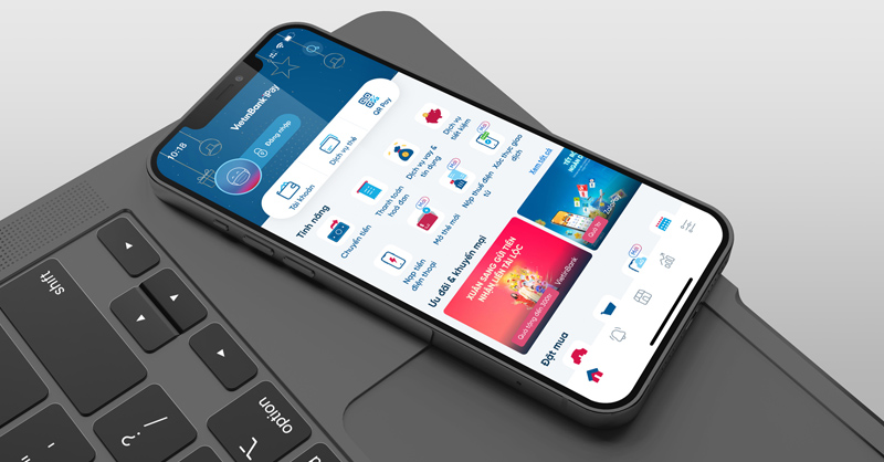 Mở và đăng nhập ứng dụng ngân hàng trực tuyến trên điện thoại