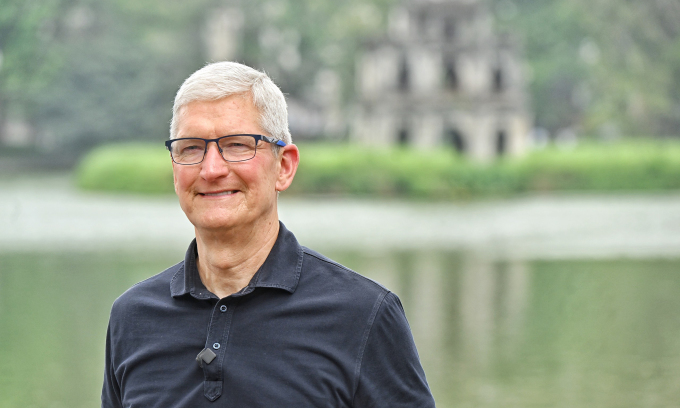 Tim Cook đến Hà Nội, Việt Nam vào ngày 15/4. Ảnh: Giang Huy