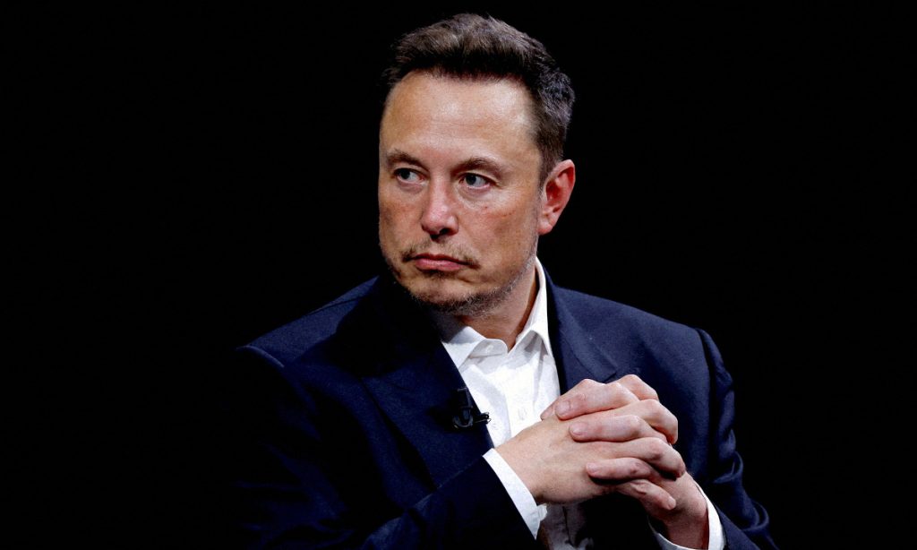 Elon Musk: "Có lẽ sẽ không còn ai phải làm việc nữa"