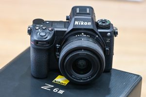 Nikon Z6 III ra mắt, giá gần 70 triệu đồng