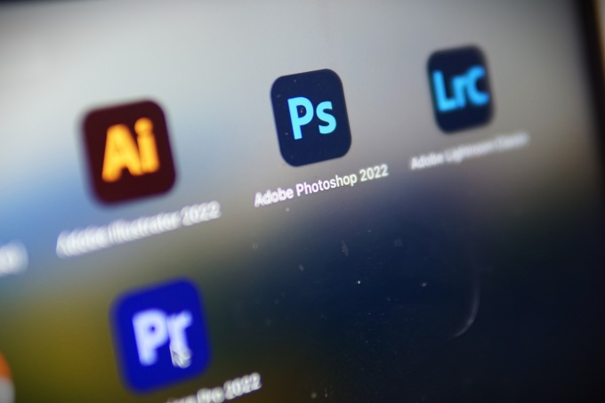 Biểu tượng cho một số ứng dụng Adobe trên máy tính của bạn.  Ảnh: Lưu Quý