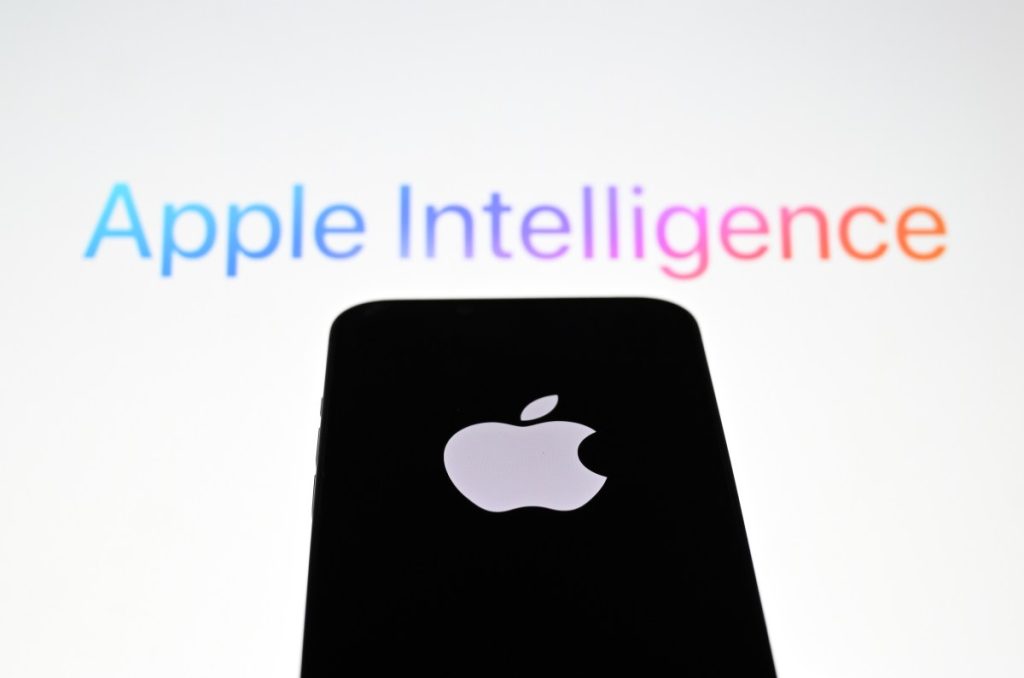 Apple cho biết họ đã áp dụng cách tiếp cận "có trách nhiệm" để đào tạo các mô hình Apple Intelligence của mình