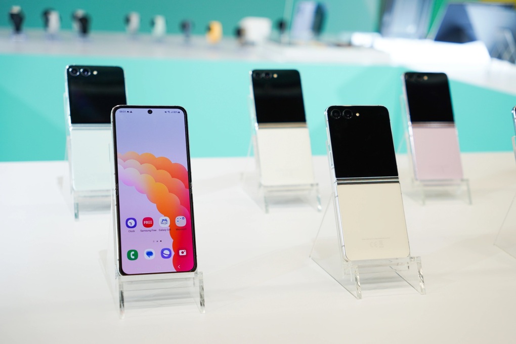 Giá Galaxy Z Fold5 giảm mạnh tại Việt Nam - 2