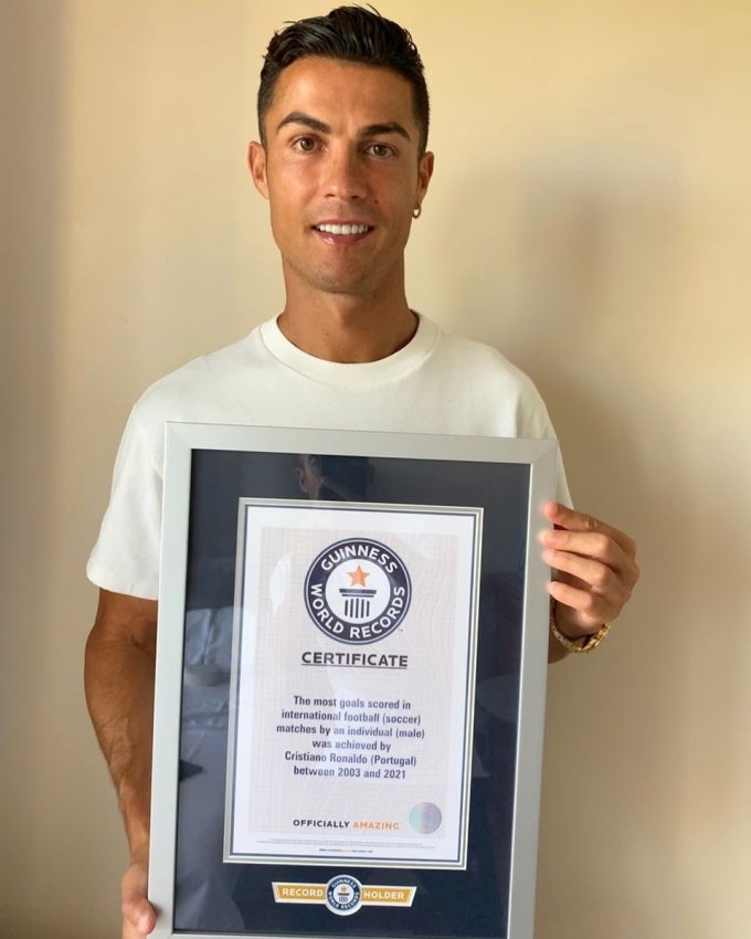 Ronaldo đạt kỷ lục này vào năm 2021. Ảnh: Kỷ lục Guinness thế giới