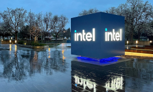 “Ánh sáng cuối đường hầm” của Intel