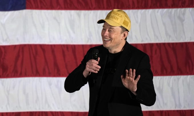 Ngày 17/10, tỷ phú Elon Musk đã tham dự một sự kiện tranh cử của Trump ở Folsom, Pennsylvania. Ảnh: AP