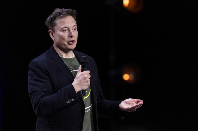 Tỷ phú Elon Musk phát biểu tại một sự kiện ở Harrisburg, Pennsylvania, ngày 19/10. Ảnh: AP