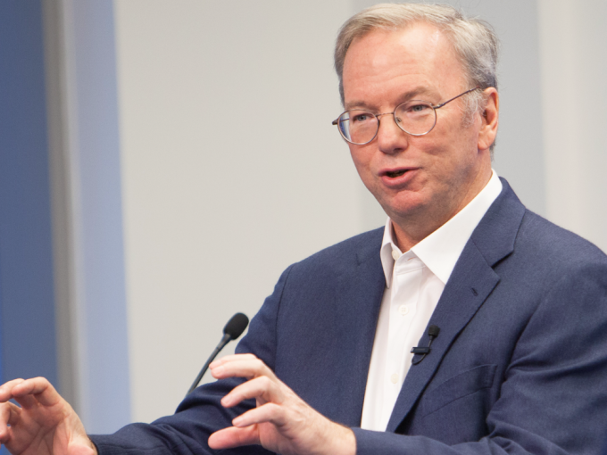 Cựu Giám đốc điều hành Google Eric Schmidt. Ảnh: Báo cáo phần mềm