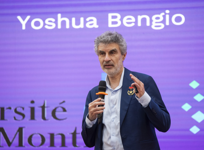 Ông Yoshua Bengio, người sáng lập Viện nghiên cứu Mira và là một trong những người sáng lập AI. Ảnh: Trần Huân