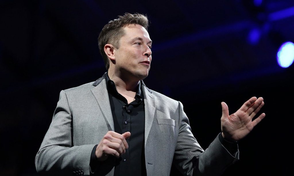 Elon Musk tiết lộ kế hoạch phát triển internet vệ tinh cho điện thoại thông minh