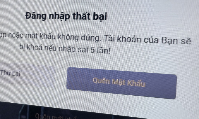 Giao diện đăng nhập của một ngân hàng nào đó nhắc nhở nếu nhập sai 5 lần sẽ bị khóa tài khoản. Ảnh: Lưu Quý