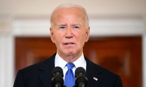 Ông Biden lên án Meta vì đã giảm kiểm duyệt Facebook