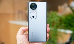 V40 5G - Điện thoại thông minh V đầu tiên của Vivo có camera Zeiss