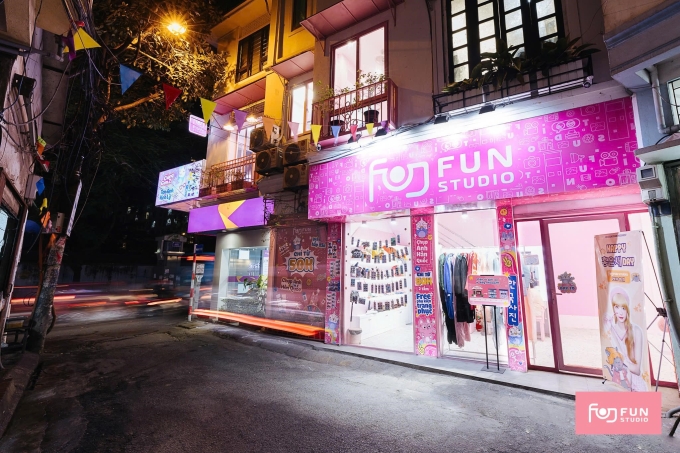 Xu hướng chụp ảnh đột phá studio thú vị 2 Xu hướng chụp ảnh đột phá studio thú vị Cửa hàng nhiếp ảnh phong cách Hàn Quốc. Ảnh: Studio thú vị