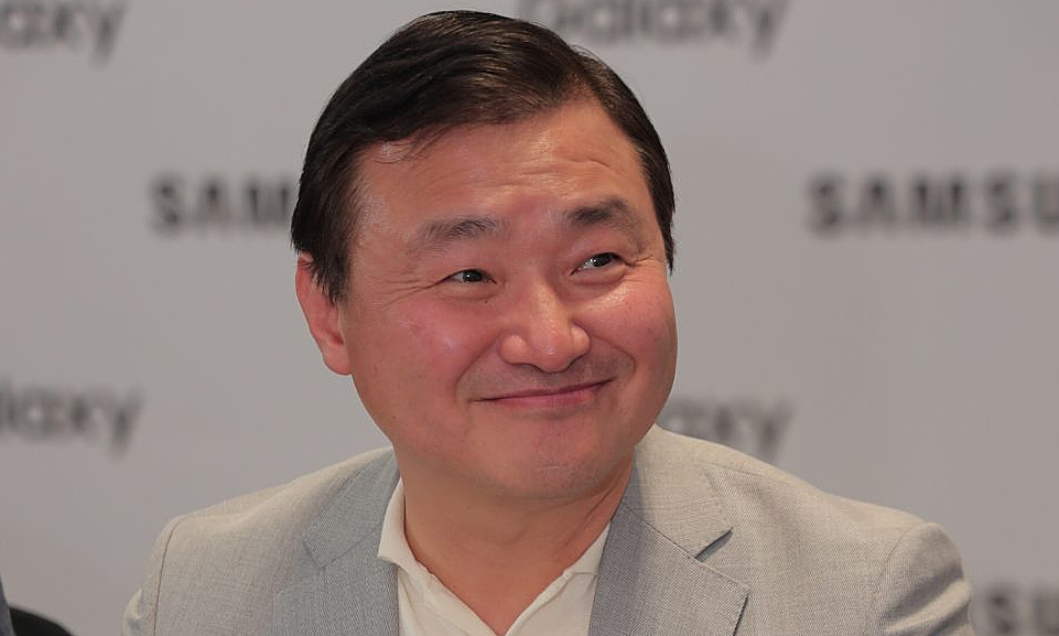 Samsung Device Array có một nhà lãnh đạo mới sau khi CEO qua đời