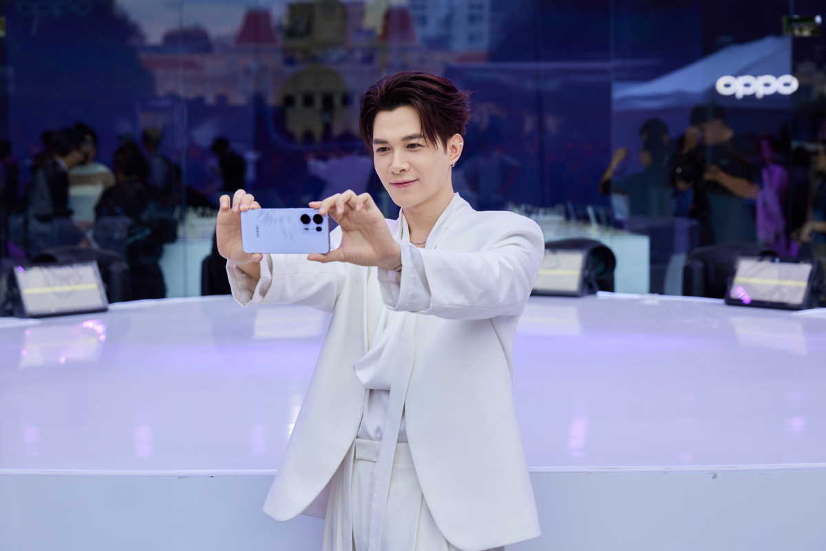 Những người trẻ tuổi khám phá công nghệ trong loạt phim Oppo Reno13 6 Những người trẻ tuổi khám phá công nghệ trong loạt phim Oppo Reno13 Những người trẻ tuổi khám phá công nghệ trong loạt phim Oppo Reno13