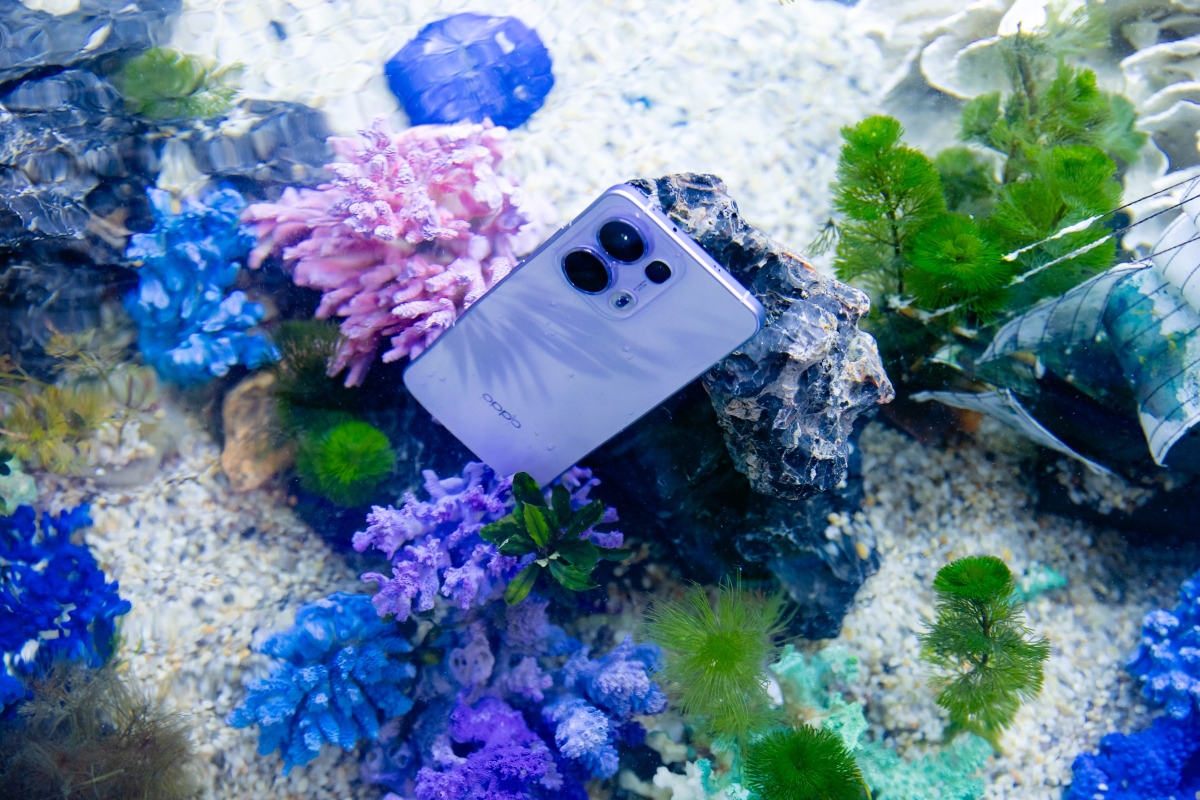 Những người trẻ tuổi khám phá công nghệ trong loạt phim Oppo Reno13 8 Những người trẻ tuổi khám phá công nghệ trong loạt phim Oppo Reno13 Những người trẻ tuổi khám phá công nghệ trong loạt phim Oppo Reno13