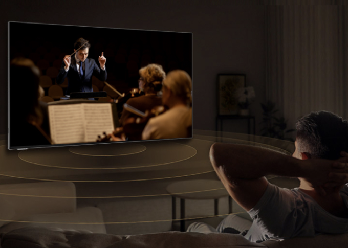 Cách kết hợp công nghệ và nghệ thuật trong TV Kuoka 4 Cách kết hợp công nghệ và nghệ thuật trong TV Kuoka Người dùng thích phim trên TV Coocaa. Ảnh: Coocaaa