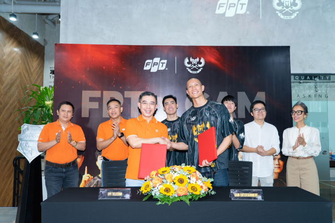 FPT và thể thao điện tử hợp tác trong việc phát triển các môn thể thao điện tử 2 FPT và thể thao điện tử hợp tác trong việc phát triển các môn thể thao điện tử FPT và GAM đã ký hợp tác toàn diện vào ngày 27 tháng 2. Ảnh: FPT