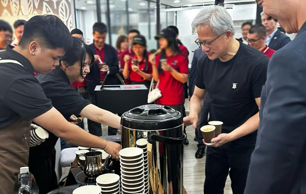 Tỷ phú Jensen Huang ăn Hà Nội 7 Tỷ phú Jensen Huang ăn Hà Nội Tỷ phú Jensen Huang ăn Hà Nội
