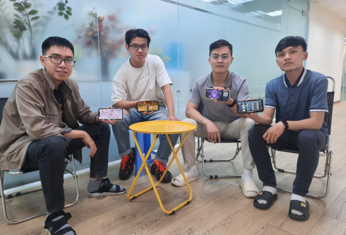Trò chơi trên đường Silk Mobile do Việt Nam ban hành 4 Trò chơi trên đường Silk Mobile do Việt Nam ban hành Nhiều game thủ Việt Nam đã trải nghiệm trò chơi. Ảnh: Gosu