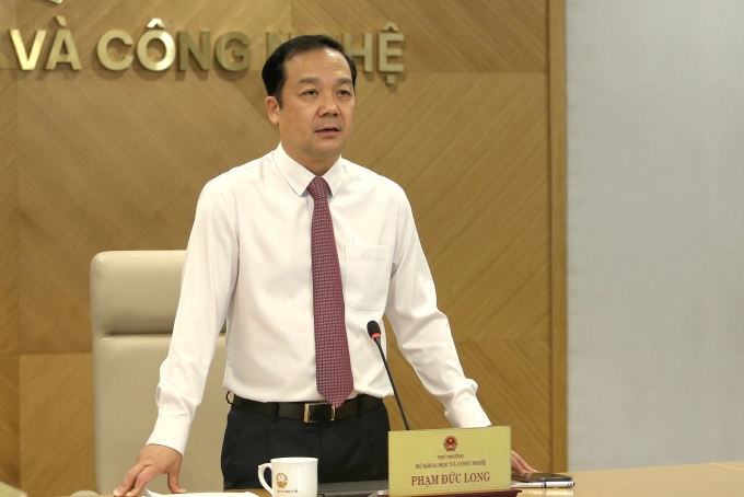 Đã công bố 32 sản phẩm và giải pháp cho khoa học và công nghệ tại Việt Nam 4 Đã công bố 32 sản phẩm và giải pháp cho khoa học và công nghệ tại Việt Nam Phó Bộ trưởng Khoa học và Công nghệ - Phạm Duc Long. Ảnh: Con trai Minh