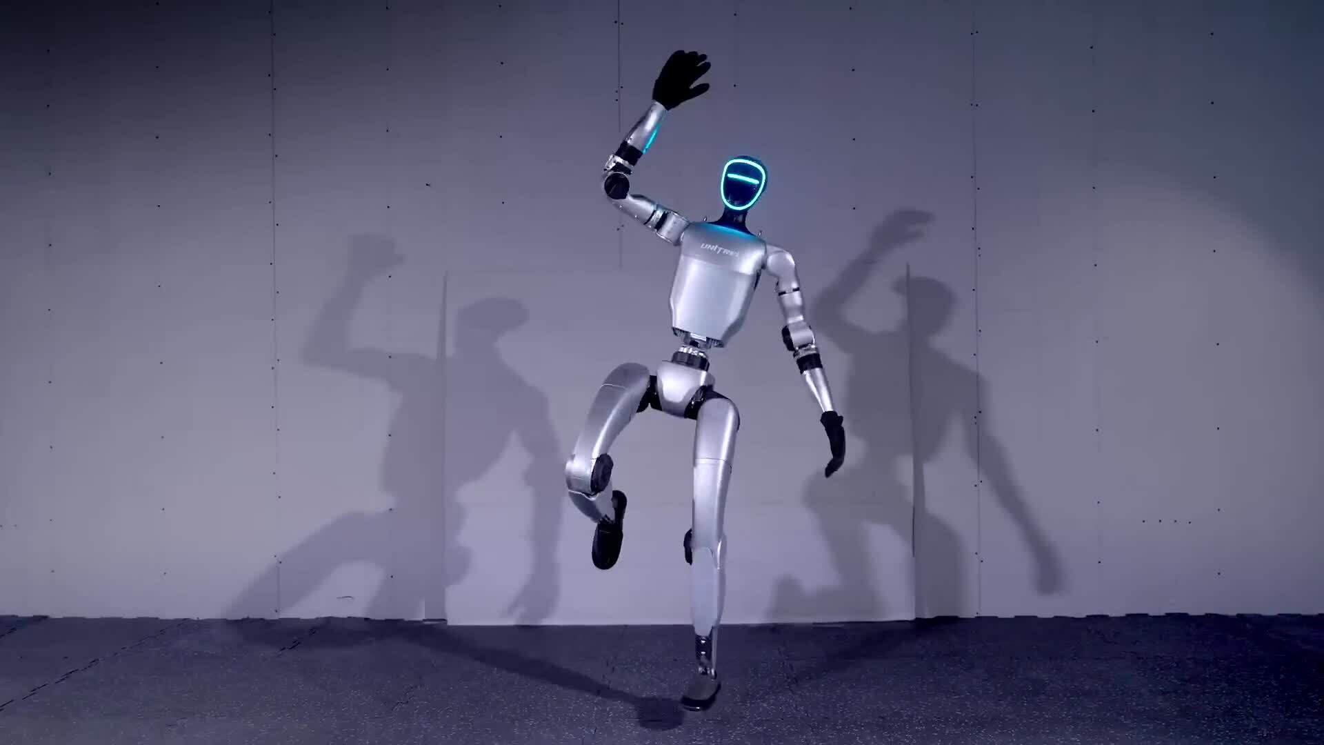 Gait của hai robot hình người Trung Quốc là thực tế nhất