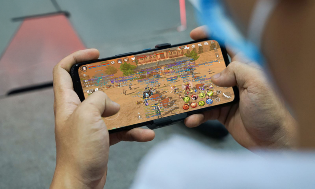 Trò chơi trên đường Silk Mobile do Việt Nam ban hành