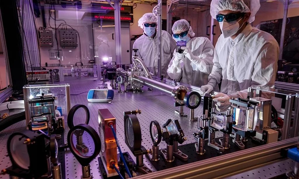 Công nghệ laser vừa mở đường cho "Beyond EUV" khắc quang học "