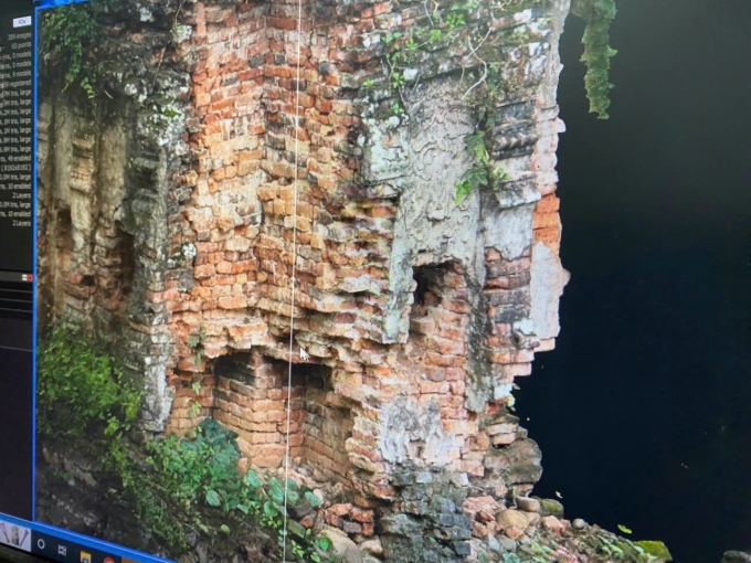 Công nghệ Lidar hỗ trợ chuyển đổi công trình 2 Công nghệ Lidar hỗ trợ chuyển đổi công trình Hình ảnh của trang web Tháp Luo không được phục hồi từ LIDAR, hệ thống quét quét laser 3D của Pentax S-3180V. Ảnh: Neh