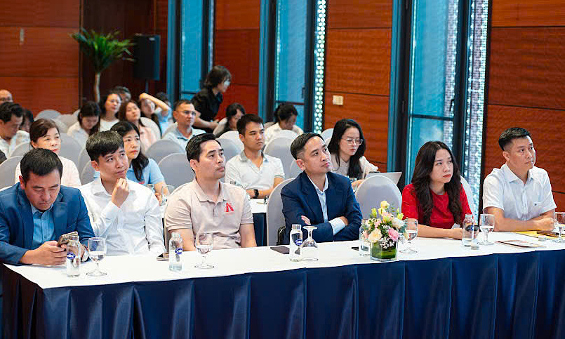 Phương tiện sử dụng dữ liệu để giữ lại độc giả