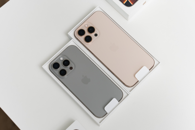 Indonesia: 1 tỷ đô la là không đủ để loại bỏ lệnh cấm bán iPhone 16 2 Indonesia: 1 tỷ đô la là không đủ để loại bỏ lệnh cấm bán iPhone 16 Mở hộp iPhone 16 Pro và 16 Pro Max. Ảnh: Tuân Hang