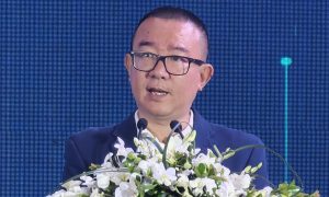 Sử dụng ai đó để cấp tín dụng