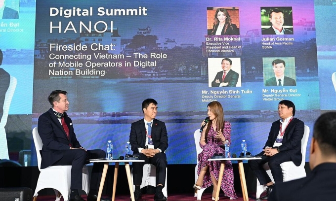 Boss GSMA: Việt Nam tạo tiếng nói mạnh mẽ trong ngành công nghiệp CNTT toàn cầu 3 Boss GSMA: Việt Nam tạo tiếng nói mạnh mẽ trong ngành công nghiệp CNTT toàn cầu Các diễn giả đang ở sự kiện. Ảnh: Nguyễn Nam